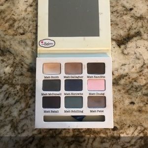 Meet Matte Nude eyeshadow palette